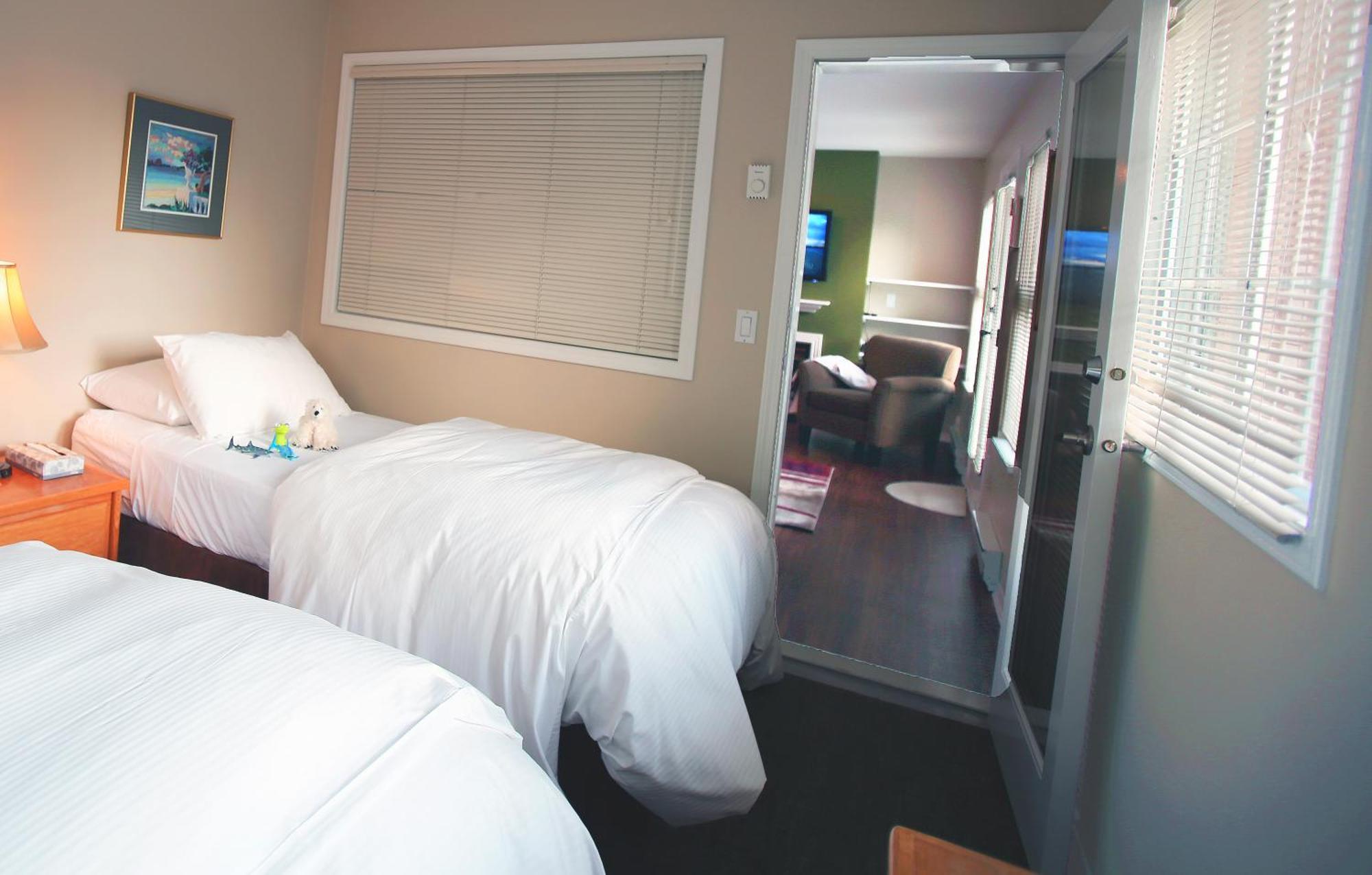 Times Square Suites Hotel แวนคูเวอร์ ห้อง รูปภาพ