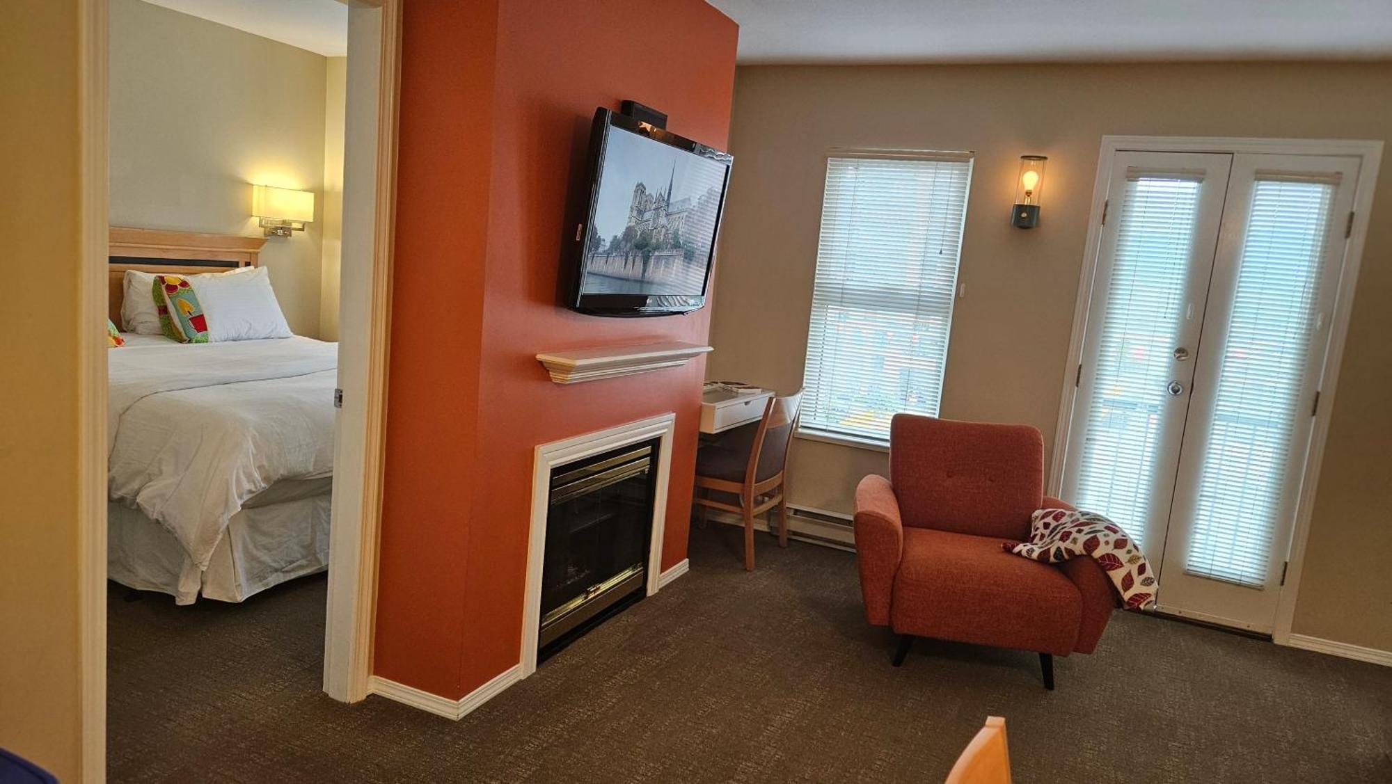 Times Square Suites Hotel แวนคูเวอร์ ภายนอก รูปภาพ