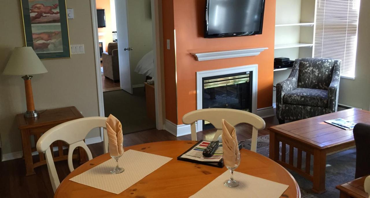 Times Square Suites Hotel แวนคูเวอร์ ภายนอก รูปภาพ
